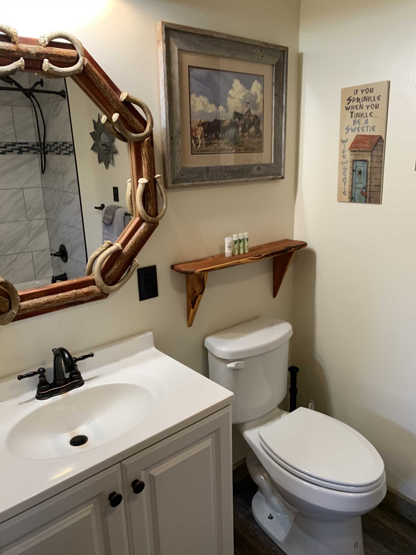                                                 Horseshoes surround the bath mirror for luck, and all the clean and soft linens you'll need are provided.