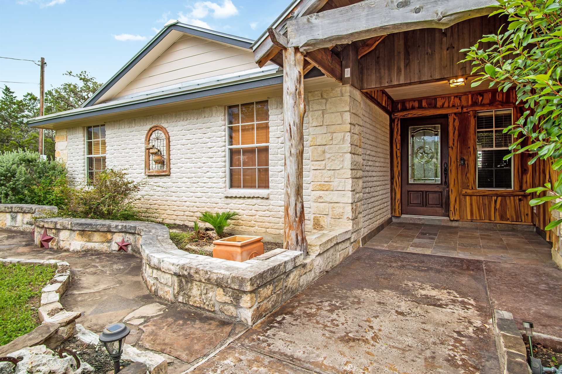                                                 Welcome to the Boerne Mountain Retreat! We're always excited to introduce this amazing place to new guests.