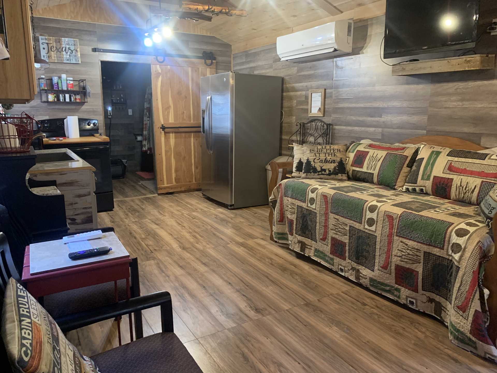                                                 Efficient AC and heat units assure the cabin will be comfortable for you and your folks, no matter what time of year you stop by.