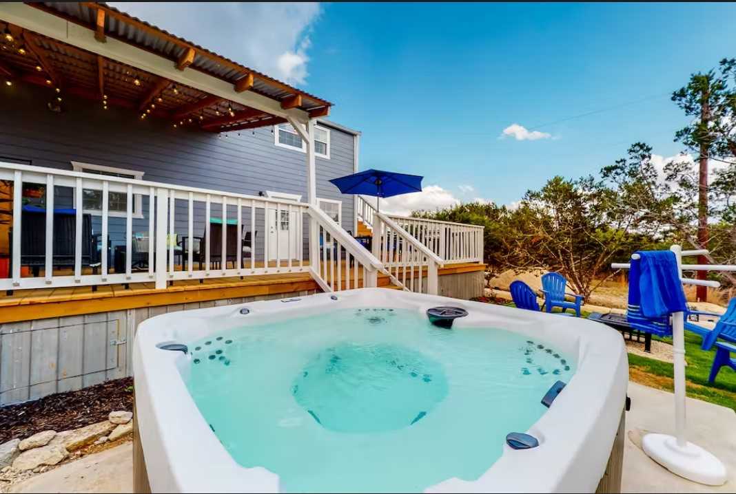                                                 Sit 'n' sip in a relaxing session in the hot tub, while you admire the Hill Country beauty all around you.