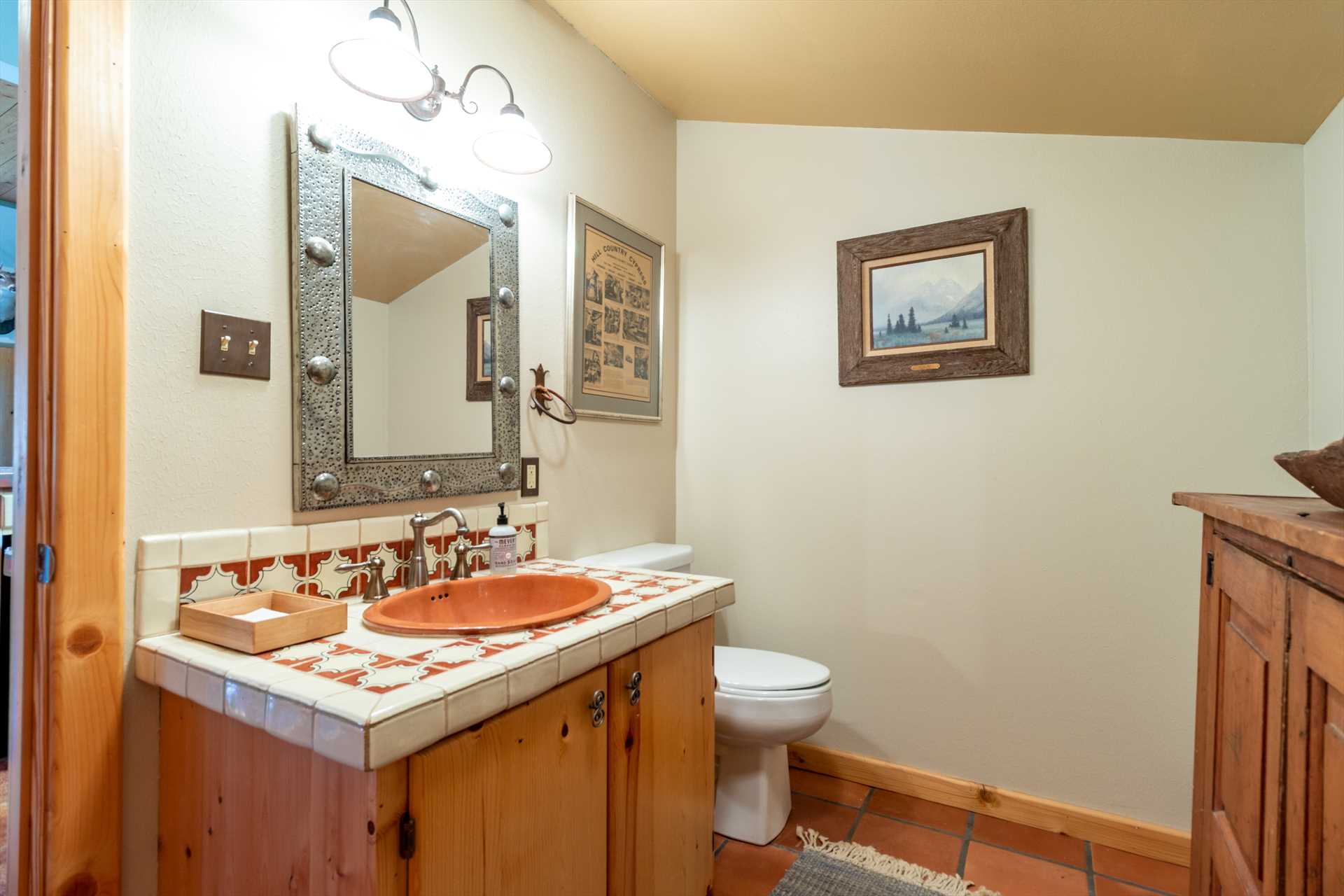                                                For cleanup convenience, the Agave includes a clean half-bath, complete with fresh linens and toiletry necessities.